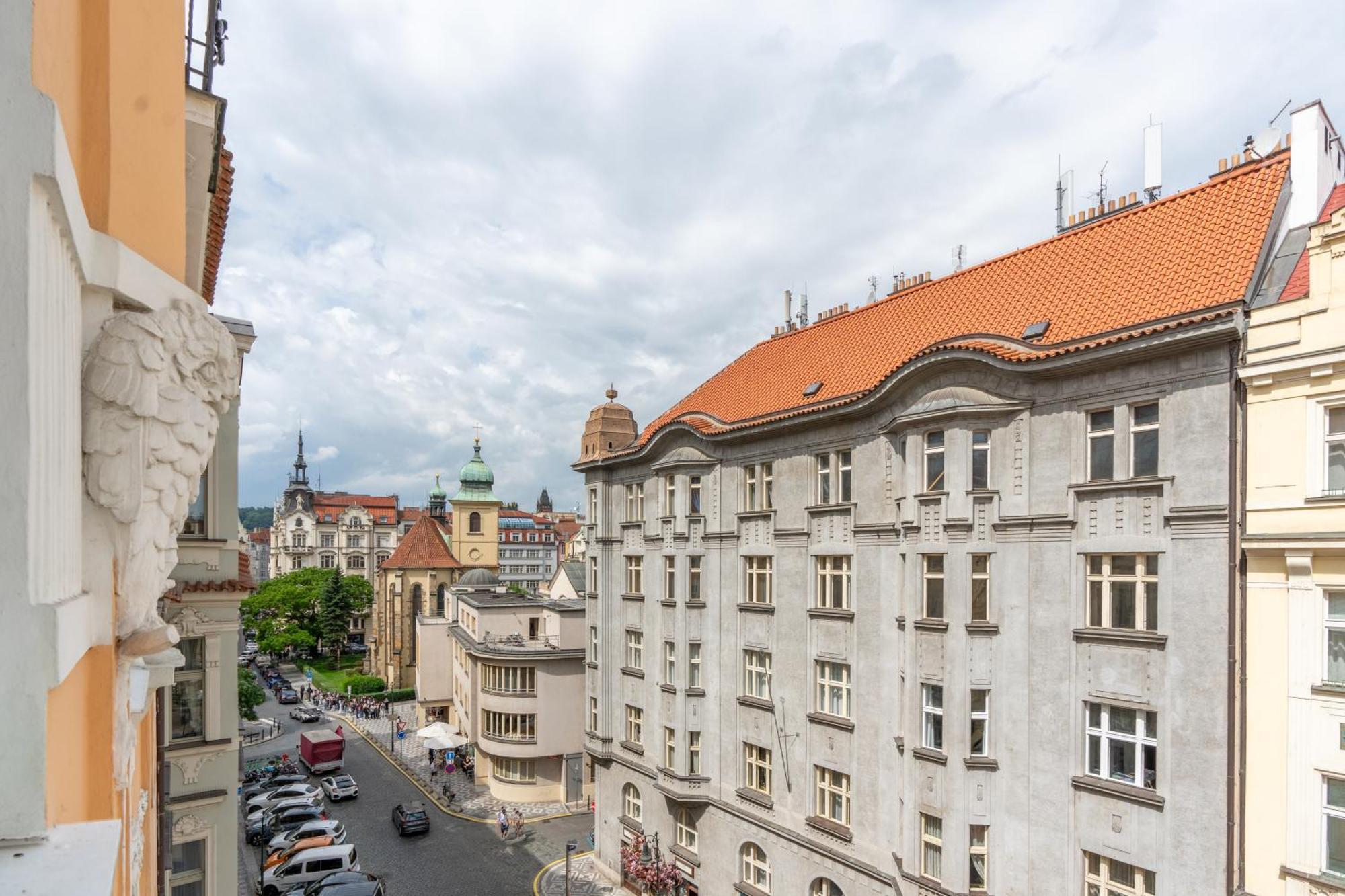 Apartments Vezenska Prague Room photo