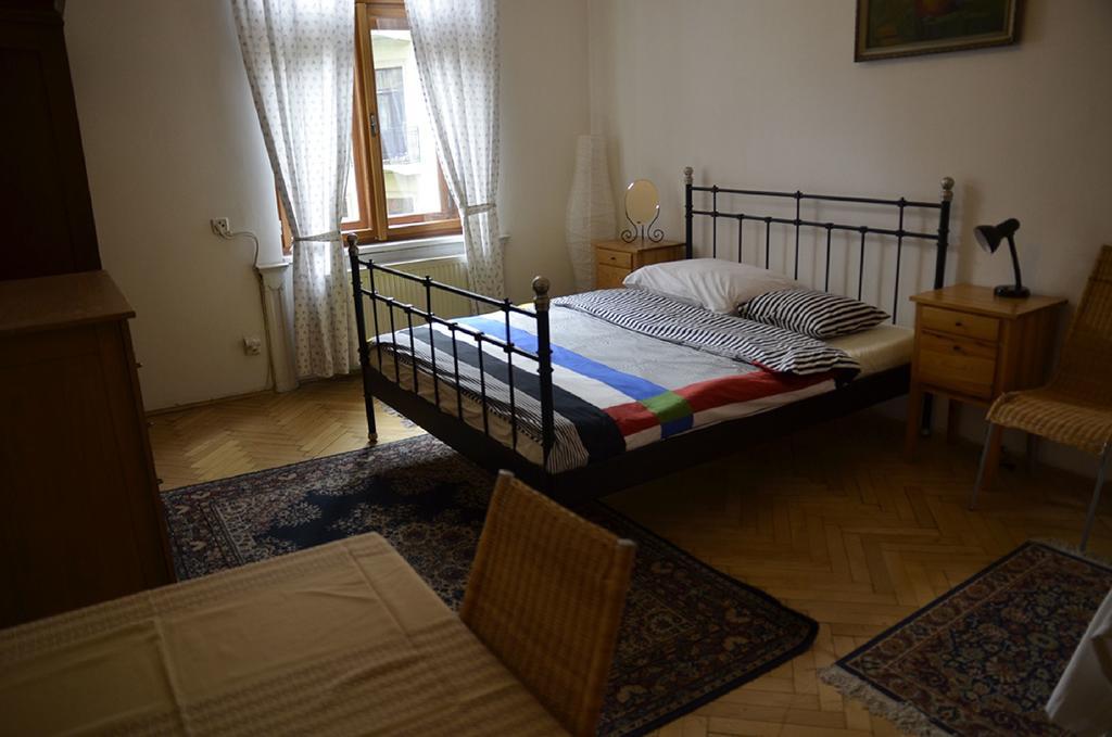 Apartments Vezenska Prague Exterior photo
